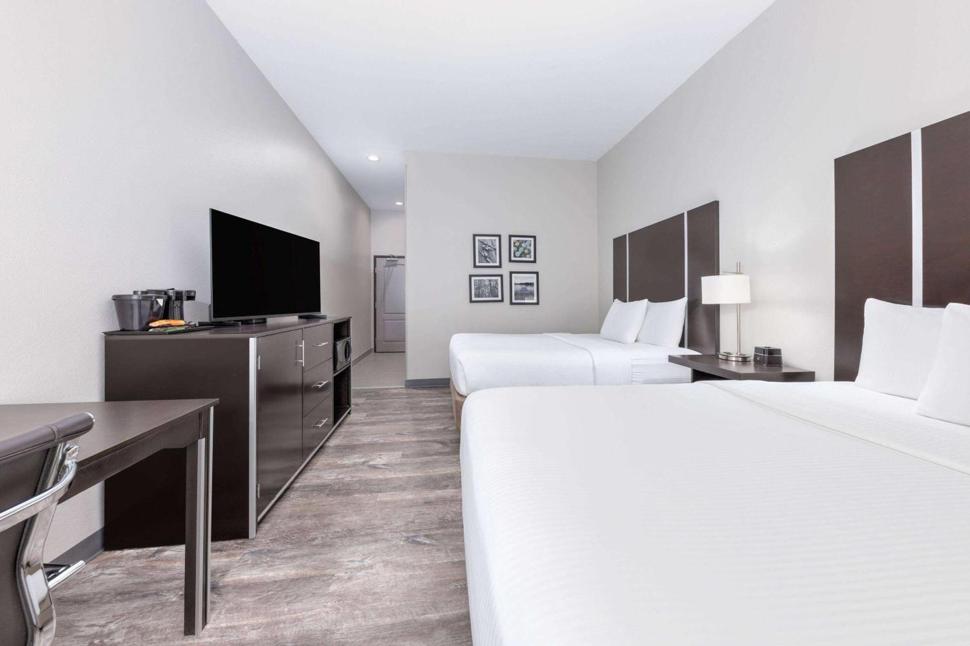 La Quinta By Wyndham - Area Hotel