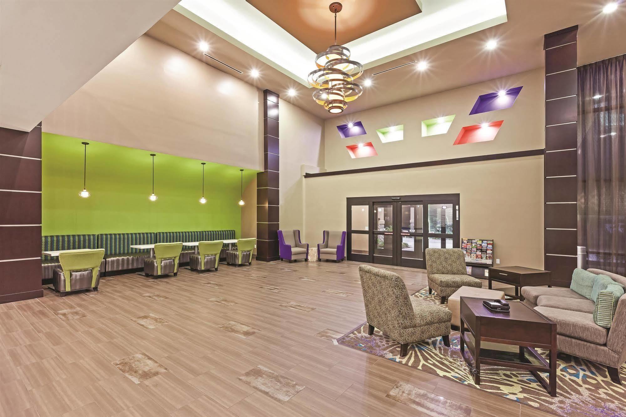La Quinta By Wyndham - Area Hotel
